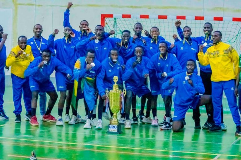 Handbal: U Rwanda U 20 rwegukanye igikombe mu irushanwa ry’Akarere