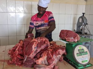 Nyamasheke: Bagowe n’ibilometero 15 bakora bajya kugura inyama