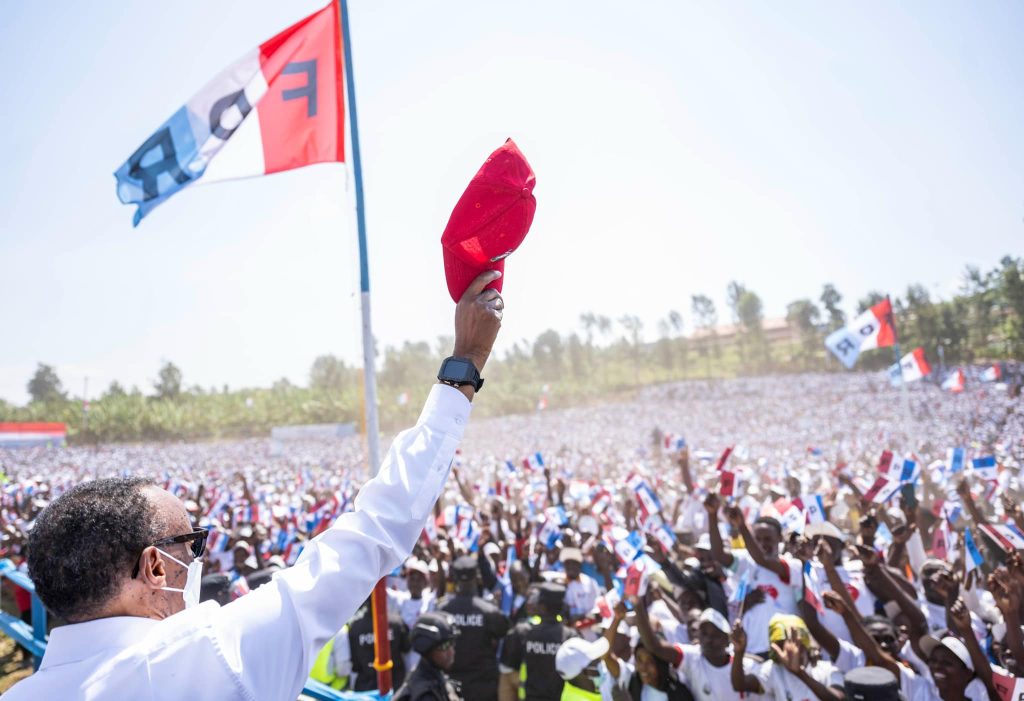 Kagame yijeje gukemura icyadindije umuhanda Karongi-Muhanga