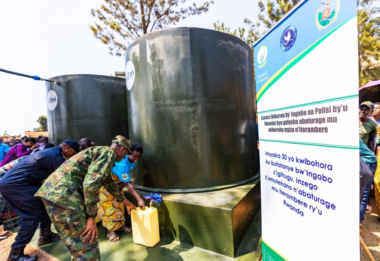 Inzego z’umutekano z’u Rwanda zamurikiye abaturage  ibikorwa by’iterambere
