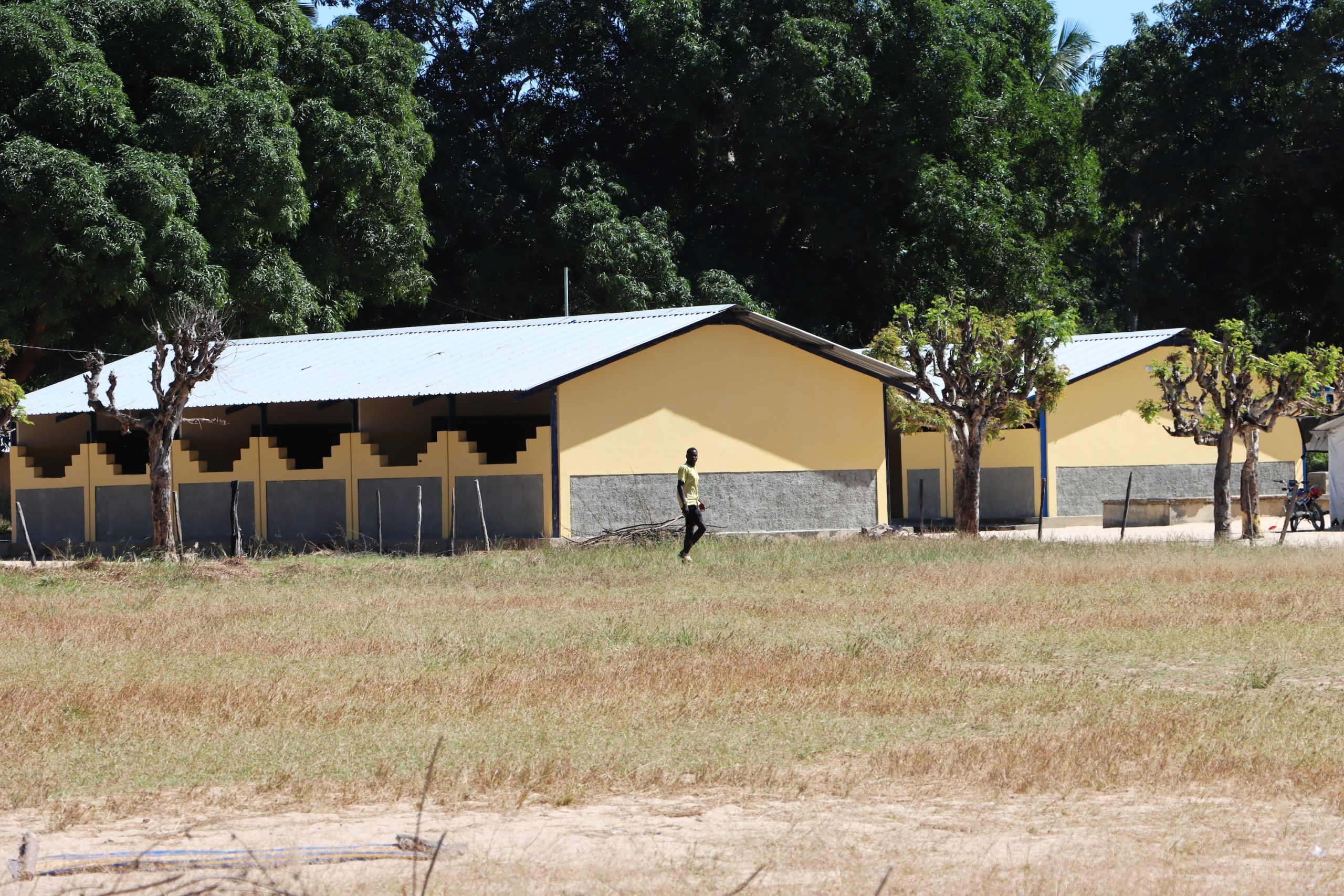 Mozambique: Ingabo z’u Rwanda zasannye ishuri ryatwitswe n’ibyihebe