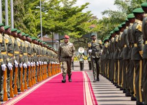 Umugaba Mukuru w’Ingabo za CAR yasuye u Rwanda