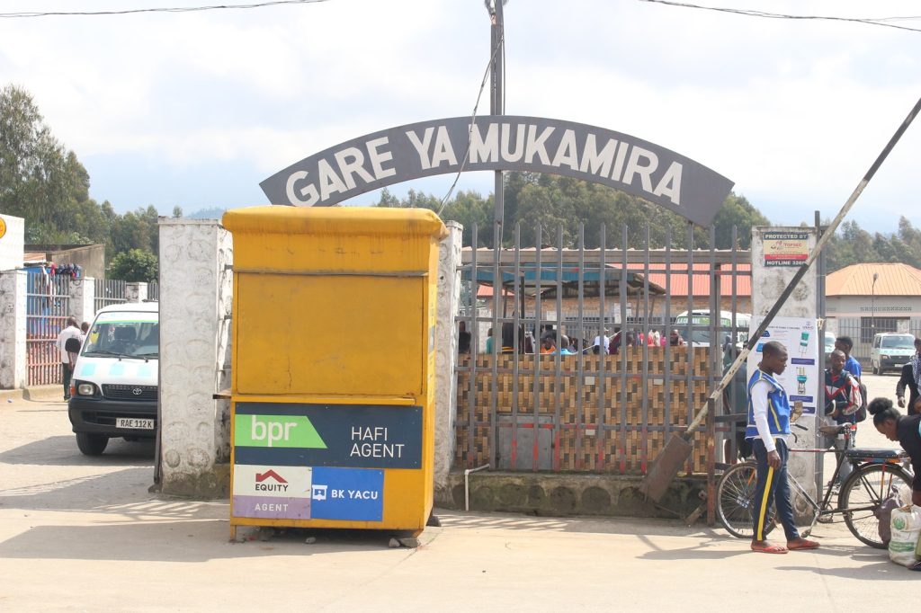 Nyabihu: Abakorera muri Gare ya Mukamira barasaba ko yavugururwa