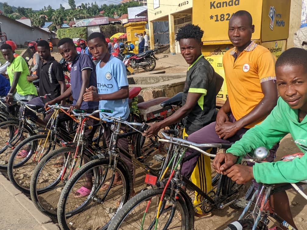 Karongi: Urubyiruko rurishimira iterambere rukesha impanuro za Perezida Kagame