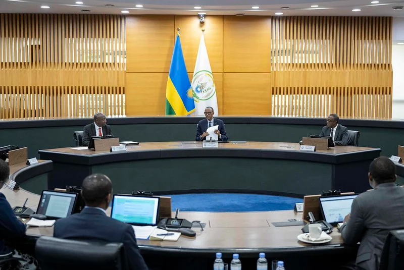 Inama y’Abaminisitiri yashyize mu myanya abayobozi bashya
