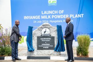 Nyagatare: Dr Ngirente yafunguye uruganda rw’amata y’ifu (Amafoto)