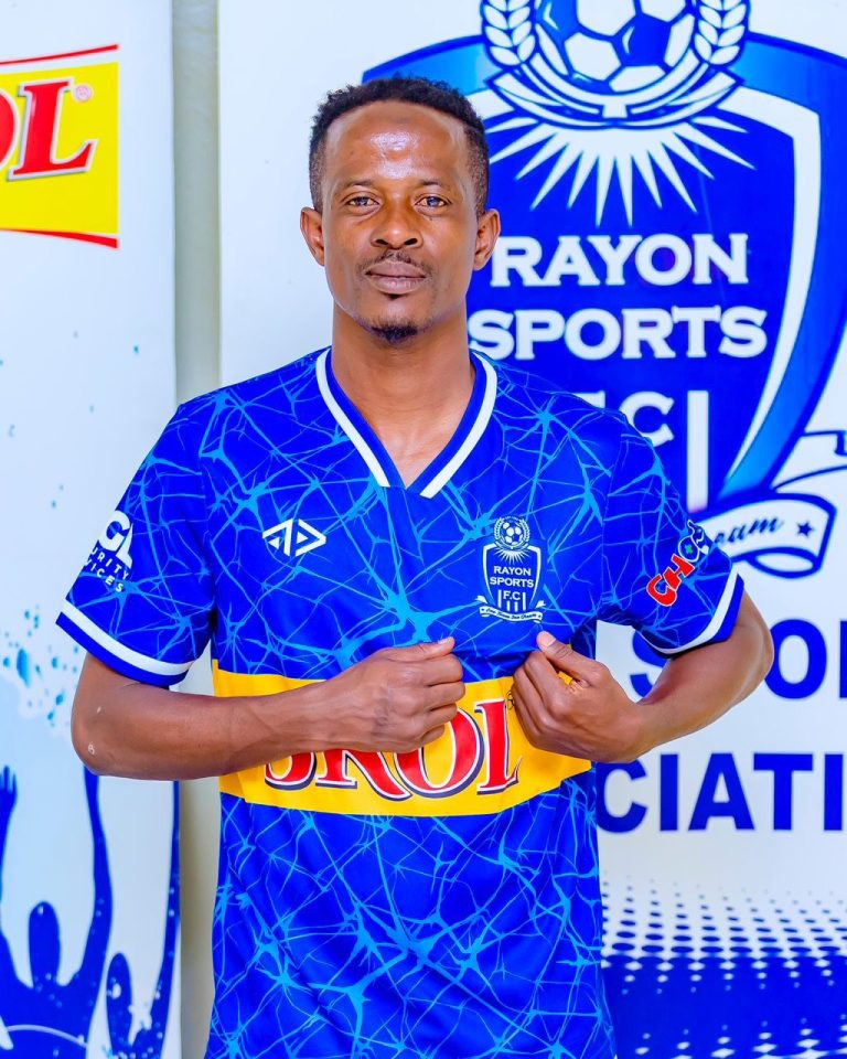 Haruna Niyonzima yasubiye muri Rayon Sports&nbsp;