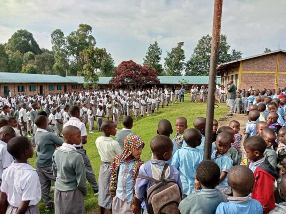 Musanze: Ababyeyi bishimira ko abana babo basigaye bakorera ibizamini bya Leta hafi