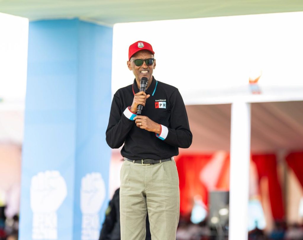 Kagame yasabye urubyiruko gukotanira umutekano n’amajyambere by’Igihugu