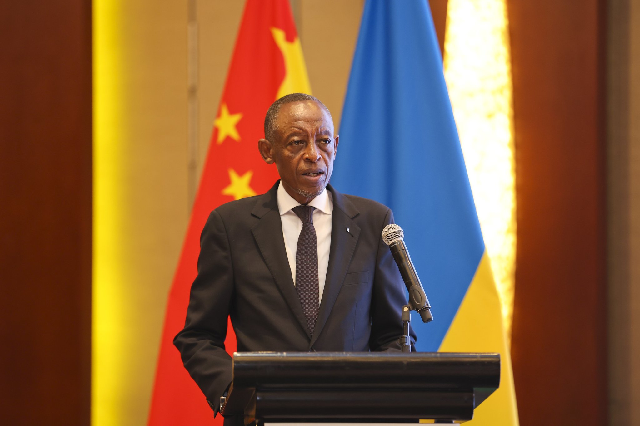 Ibyagezweho ni umuhate w’Abanyarwanda n’ubuyobozi bufite icyerekezo – Amb Kimonyo