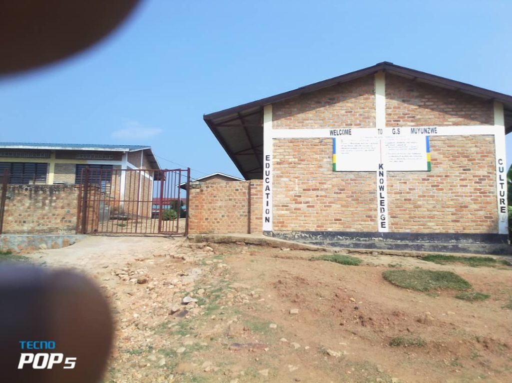 Ruhango: Uburezi bw’ibanze bw’imyaka 9 bwatumye baruhuka ingendo biga hafi