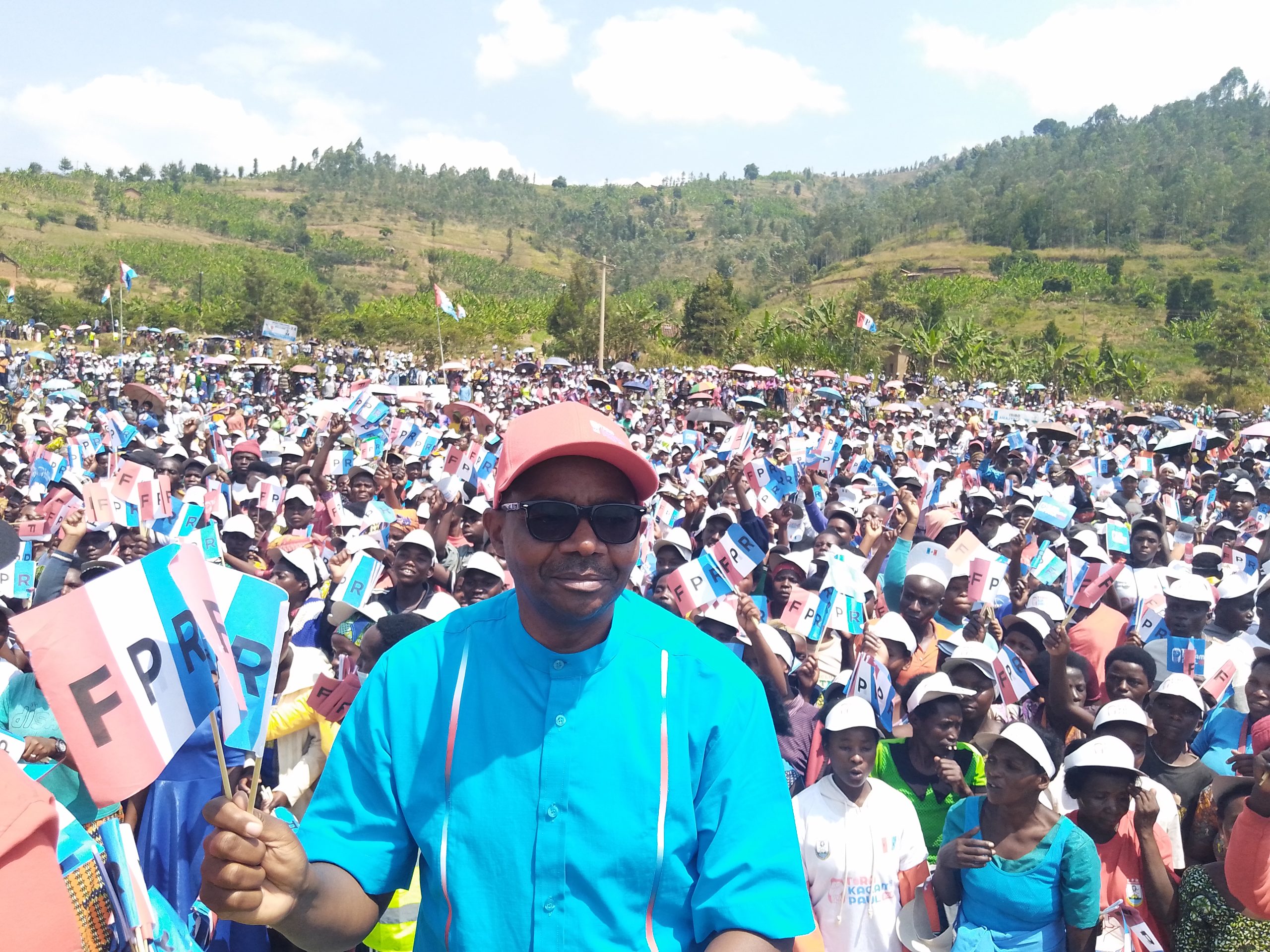 Rongi: Babikesheje Kagame guhinga ibirayi byabakuye mu cyiciro cy’abatishoboye