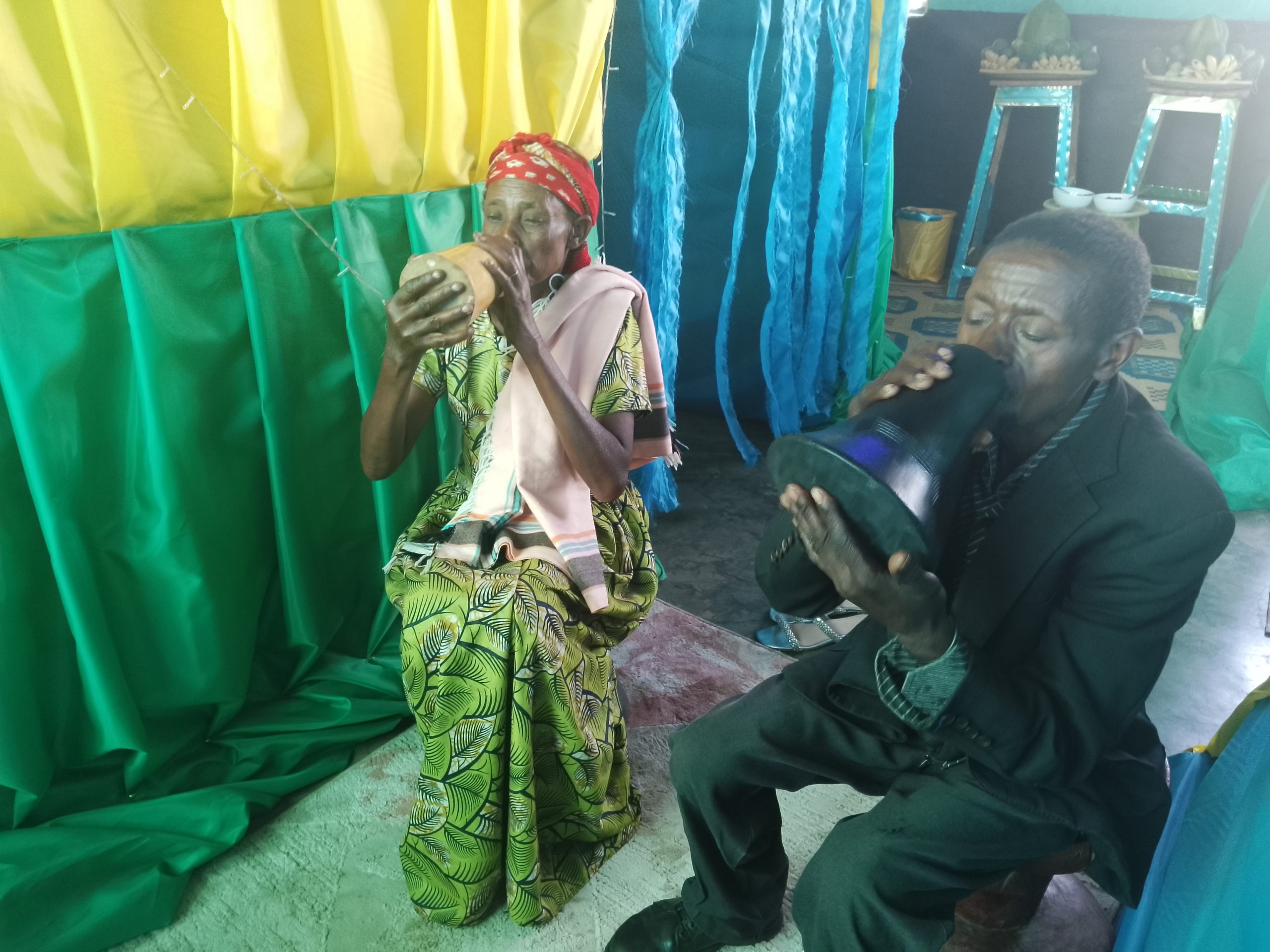 Kayonza: Abanyantege nke bishimiye ko bari kwakirizwa amata n’imbuto