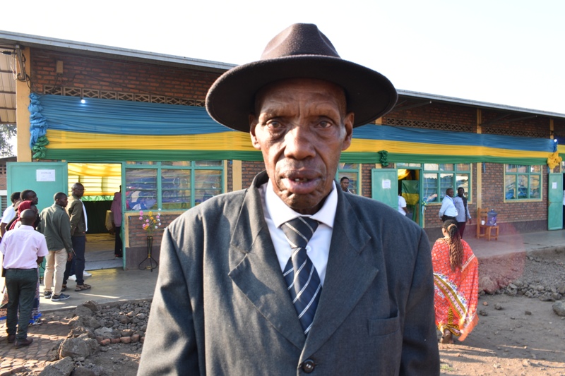 Musanze: Abakuriye mu buhungiro bishimira ko batorera mu Rwanda bagatora uwo bashatse