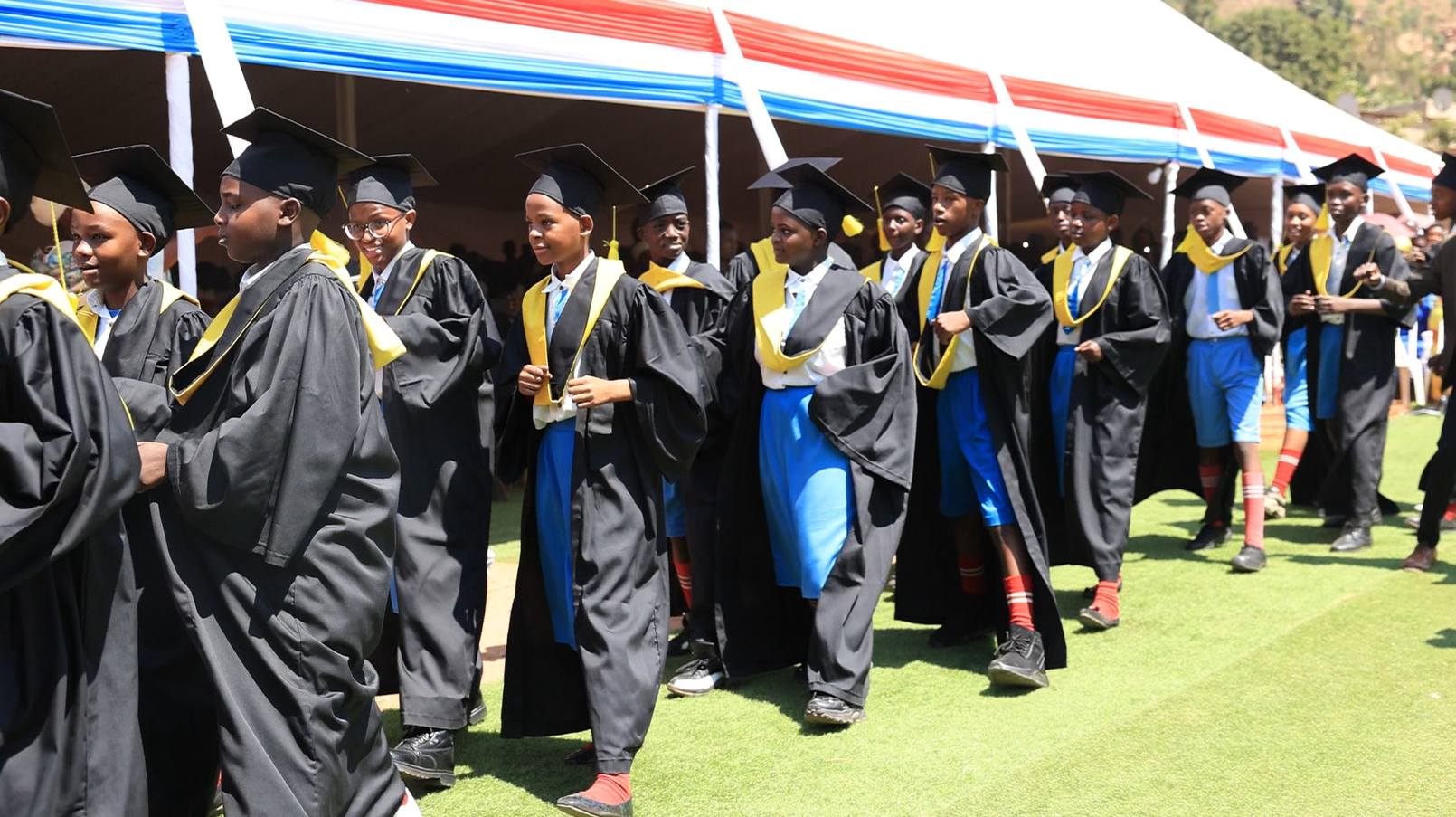 Gasabo: Abarangije mu ishuri rya ‘Kiriza Light School’ bishimiye gukomereza mu yisumbuye