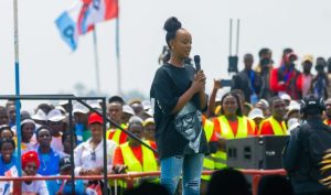 Twa twana twabaga mu tuzu duto mwaratureze turakura-Knowless abwira Kagame