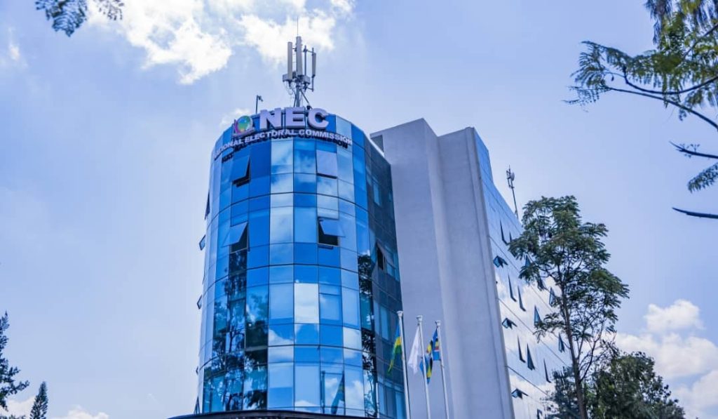 NEC yatangiye gukwirakwiza ibikoresho by’amatora mu Turere