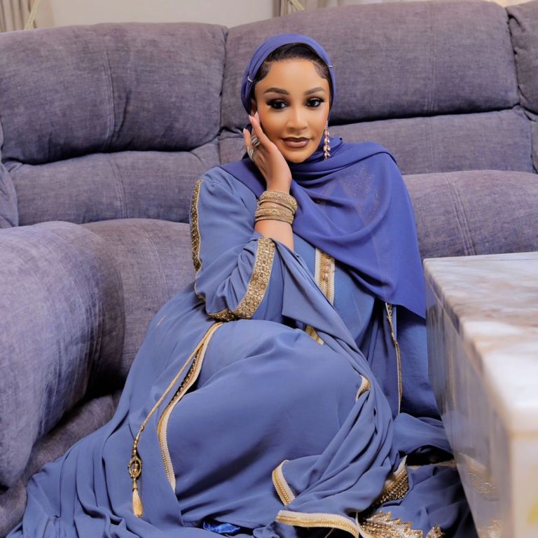Zari yarahiye kutazigera apfukamira umuryango w’uwahoze ari umugabo we