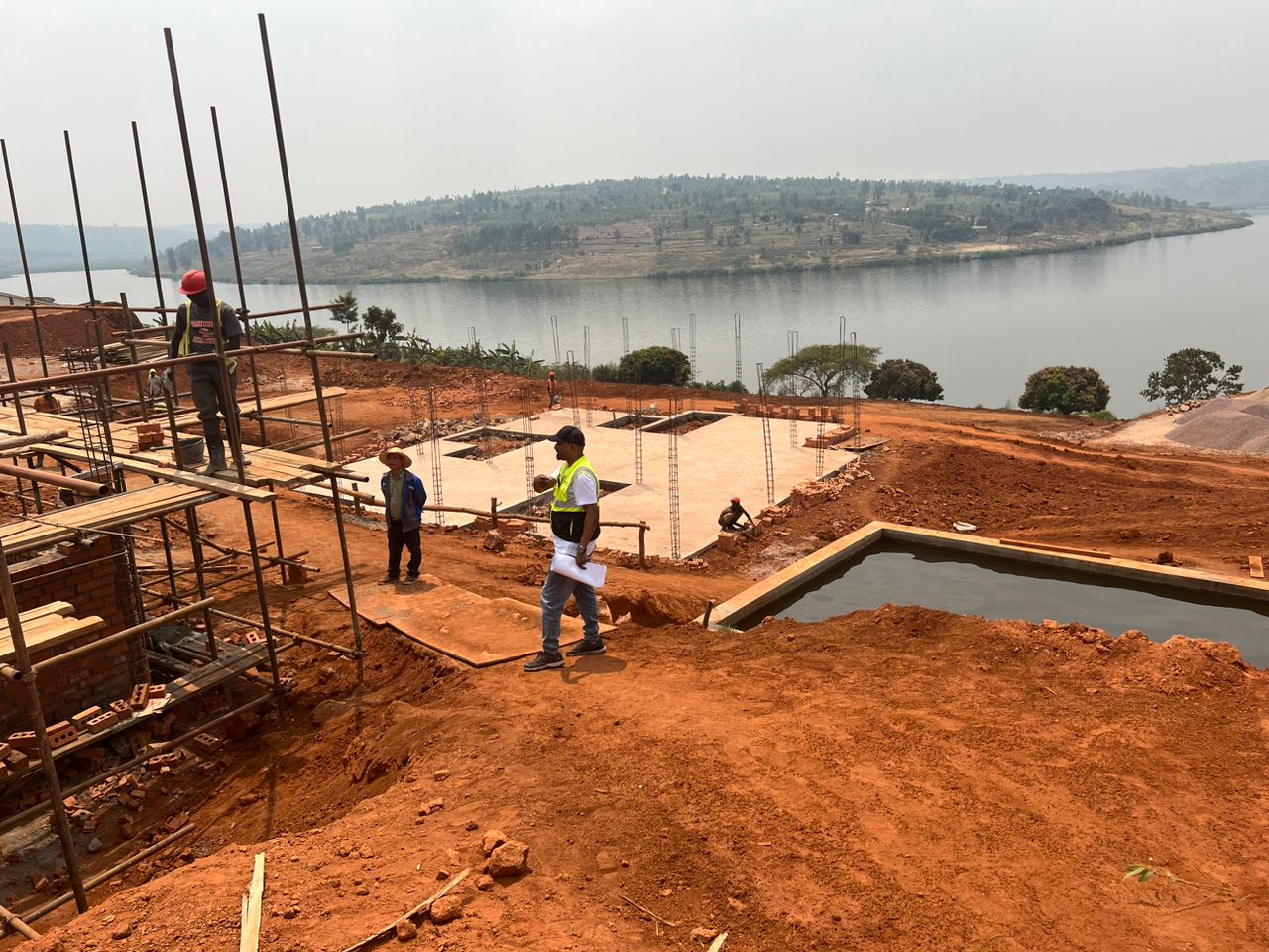 Iburasirazuba hatangiye kubakwa uruganda rutunganya amazi ruzatwara miliyari 20 FRW