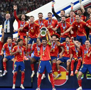 Euro 2024: Espagne yegukanye igikombe cya kane yandika amateka (Amafoto)