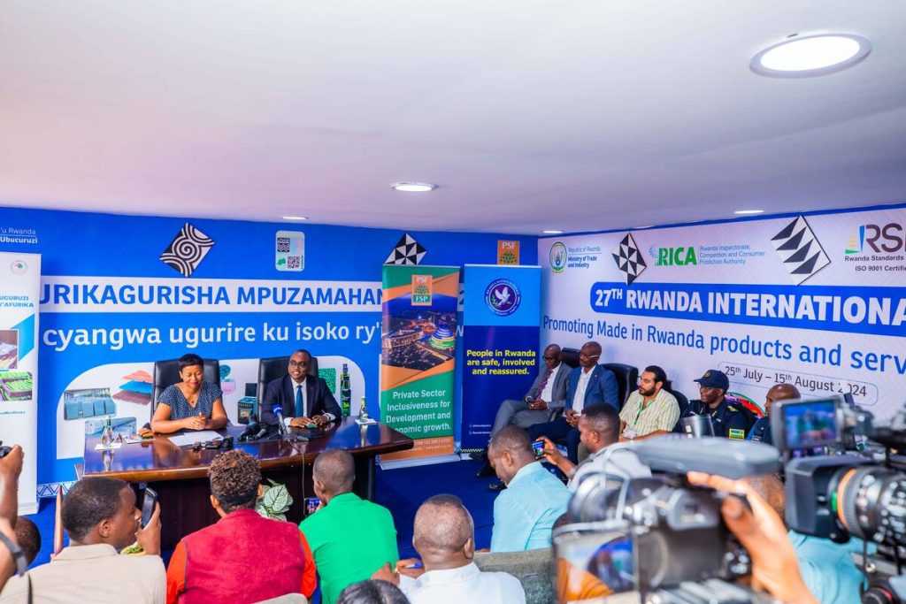 MINICOM iha agaciro abamurika ibyo bakora