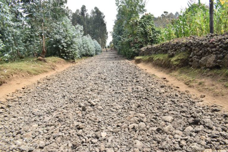 Musanze: Abaturage bishimiye intsinzi ya Kagame banamusaba kububakira umuhanda