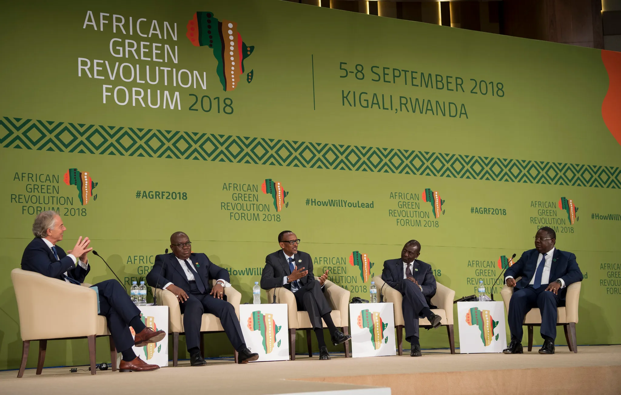 Abasaga 5,000 bategerejwe i Kigali mu nama yiga ku kwihaza mu biribwa