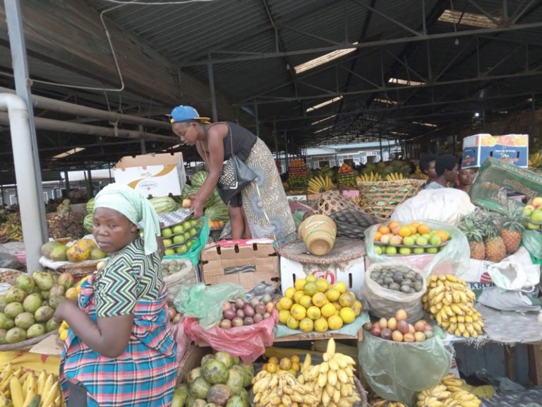 Musanze:  Abazunguzayi bishimiye ko Perezida Kagame atangiye indi manda abubakiye isoko