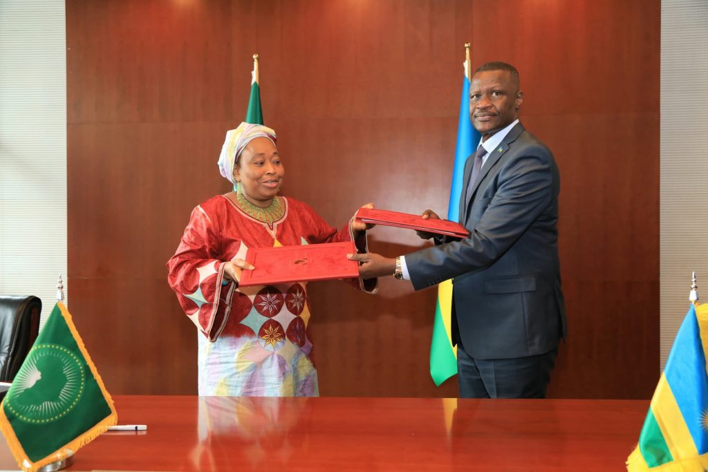 U Rwanda rwongeye kuvugurura amasezerano yo kwakira impunzi zivuye muri Libya
