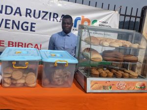 Nyamasheke: Bakora keke muri karoti n’imineke bakunguka 1 200 000 Frw