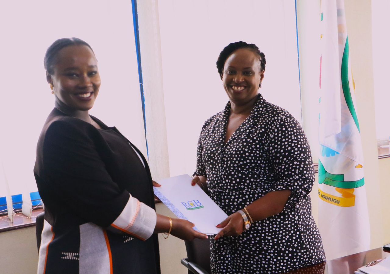 Dr Usta Kayitesi yaherekanyije na Dr Uwicyeza Picard ububasha bwo kuyobora RGB