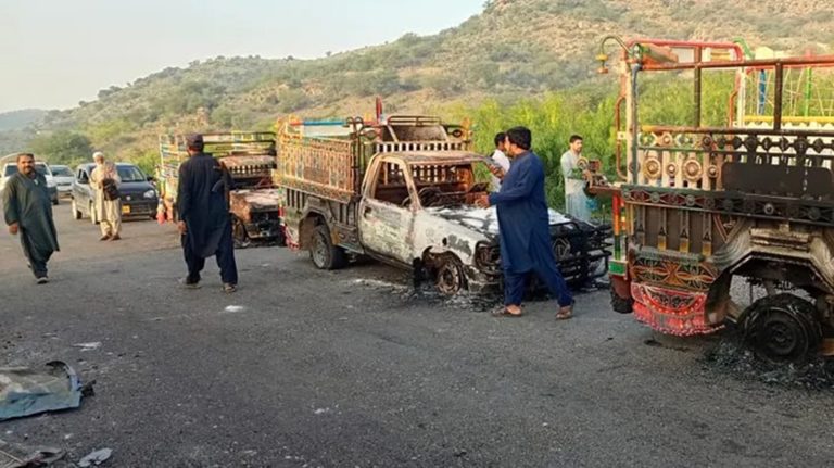 Pakistan: Abarenga 70 baguye mu bitero by’abitwaje intwaro
