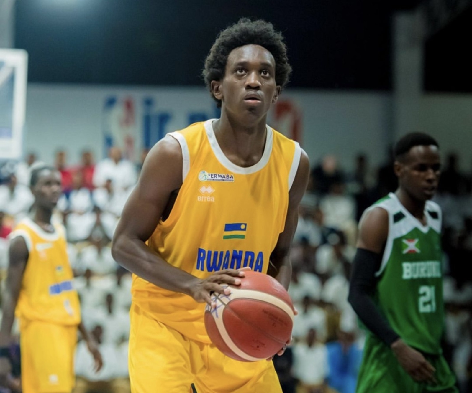 Basketball: Mwesigwa yongewe mu Ikipe y’Igihugu yitegura Igikombe cy’Afurika