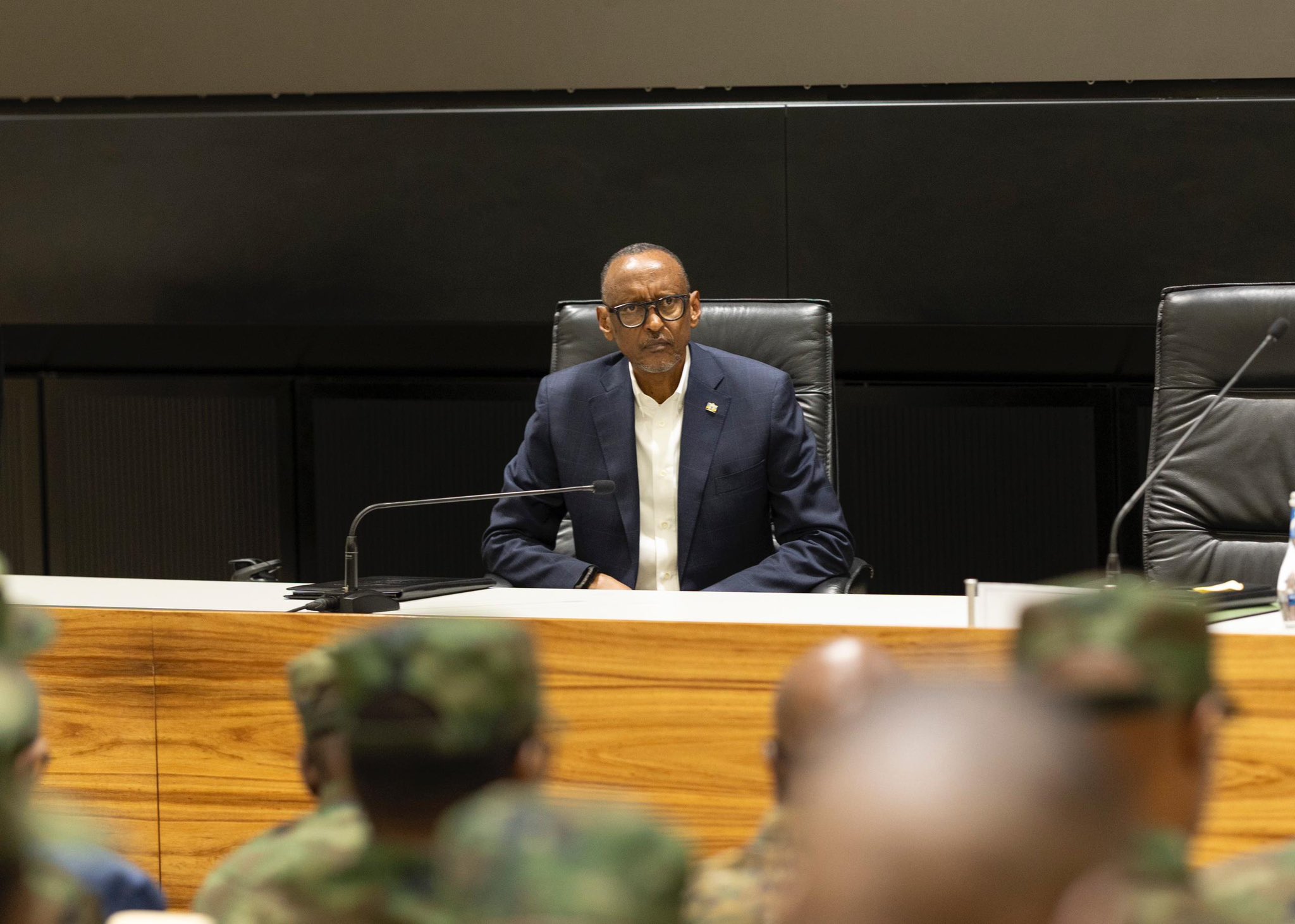 Perezida Kagame yagiranye inama n’Abajenerali n’Abofisiye bakuru ba RDF