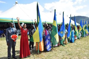 Abashyingirwa ntibazongera kurahira bafashe ku ibendera