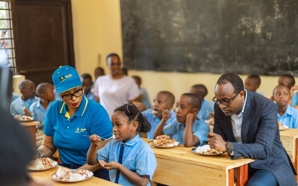 Hamaze gutangwa asaga miliyoni 30 mu bukangurambaga bwa ‘Dusangire Lunch’