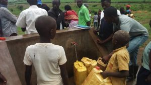 Nyagatare: Abavomaga mu cyuzi cya Rwarucura barishimira ko bahawe amazi meza