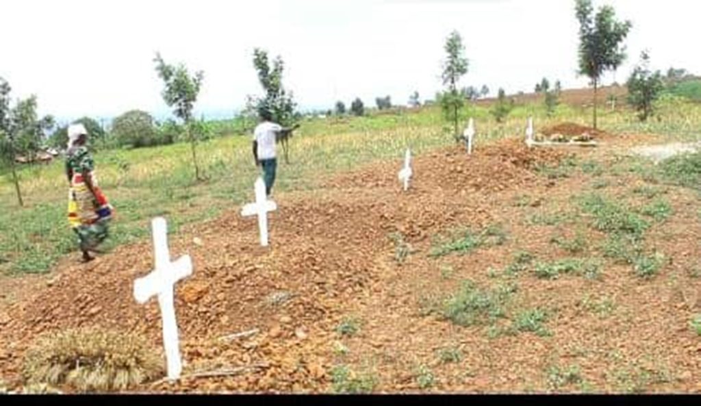 Gatsibo: Babangamiwe n’ibiciro bihanitse byo gushyingura mu irimbi