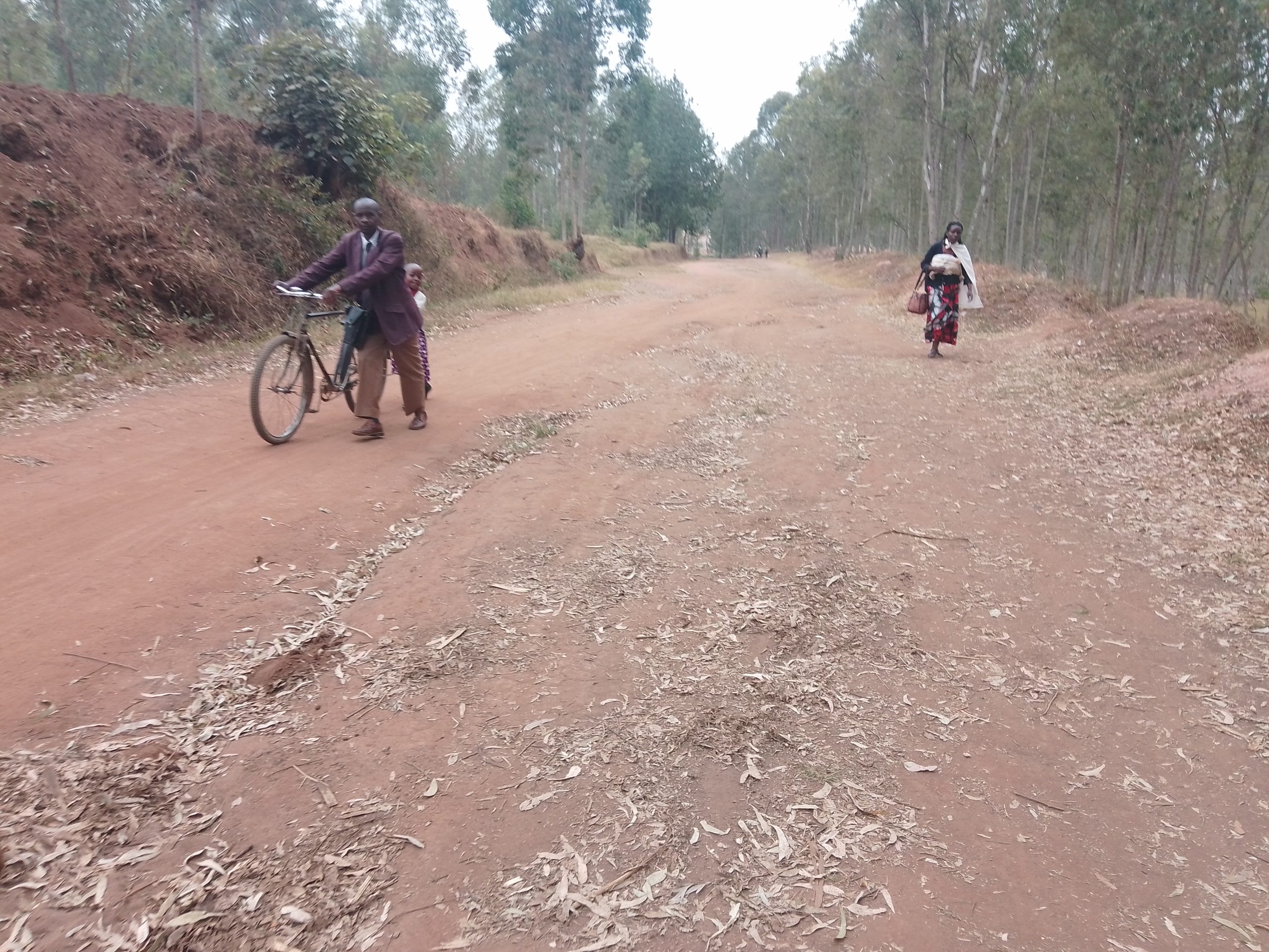Muhanga: Abiyise ‘Abamonyo’ bategera abantu mu nzira bakabakubita  bakanabambura