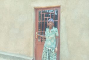 Karongi: Uwasenyewe n’ibiza Leta yamwubakiye inzu ya miliyoni 10 Frw