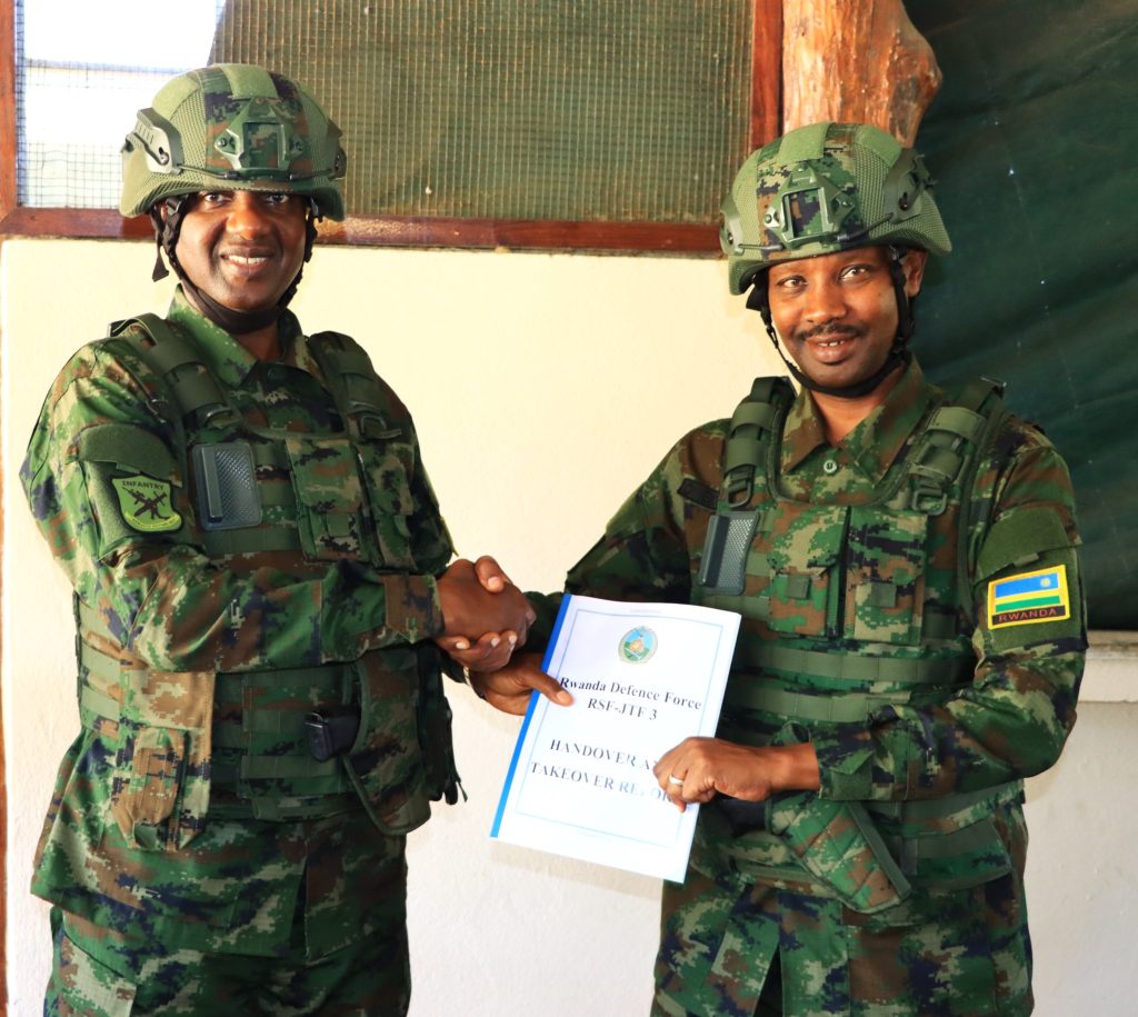 Mozambique: Maj Gen Kagame yahererekanyije ububasha na Maj Gen Ruvusha  