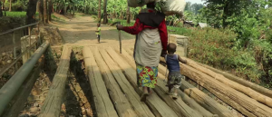 Burera: Iyangirika ry’ikiraro gihuza Kanyendera na Kangoma riteye inkeke