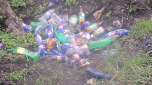 Nyabihu: Batewe inkeke na Pulasitiki zijugunywa mu mirima yabo