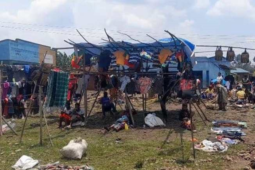 Musanze: Abakorera mu isoko rya Nyirambundi ritubakiye ribateza igihombo