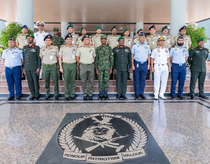 Abo mu ishuri rya Gisirikare muri Bangladesh basuye ibirindiro bya RDF