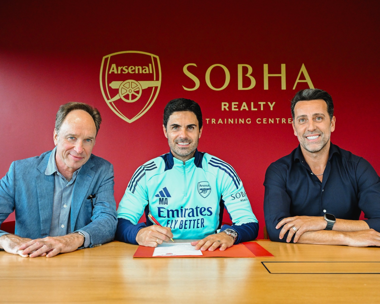 Mikel Arteta utoza Arsenal yongereye amaserano
