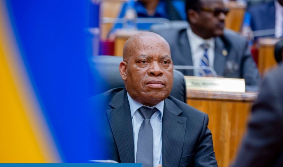 Dr Kalinda Francois-Xavier yongeye gutorerwa kuba Perezida wa Sena