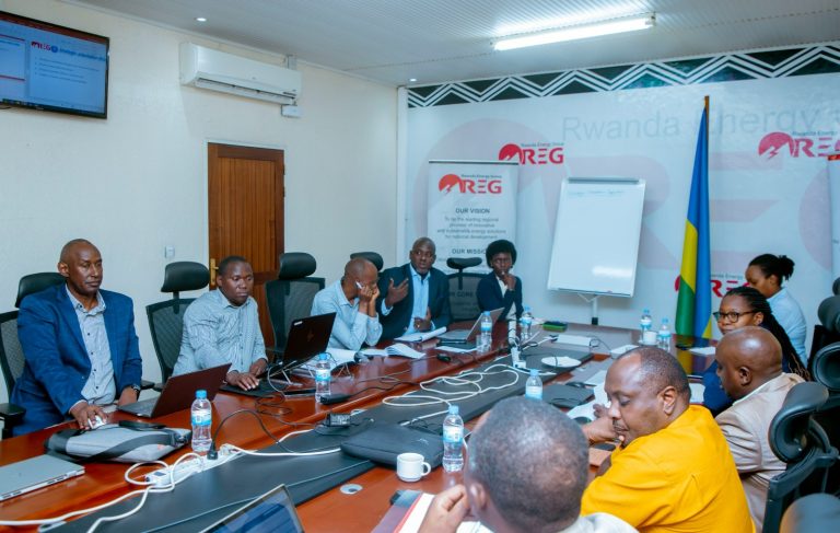 REG izakomeza kunoza imikorere no kongera ingano y’amashanyarazi