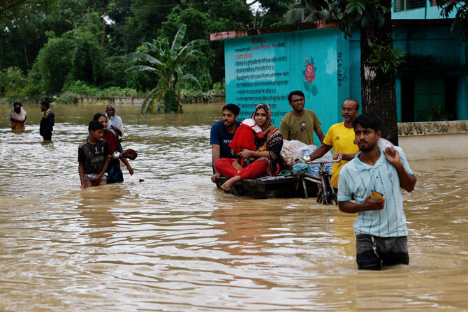 Bangladesh: Umwuzure wahitanye batanu ibihumbi bavanwa mu byabo