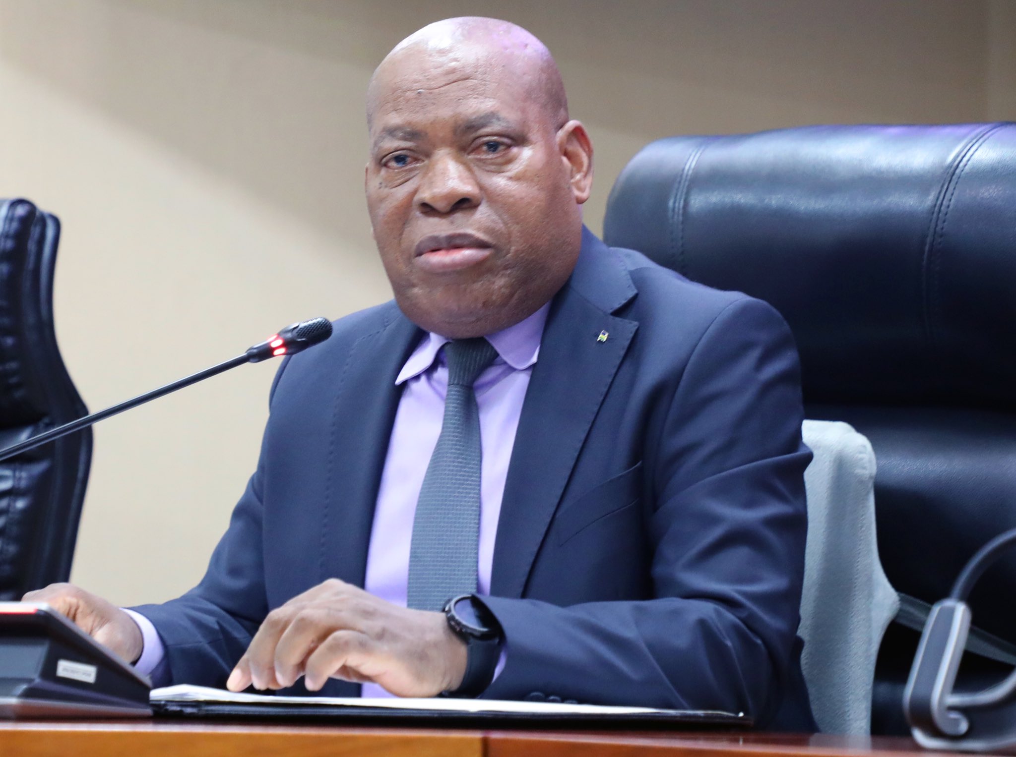 Abasenateri bazashyira imbere inyungu z’igihugu- Dr Kalinda  